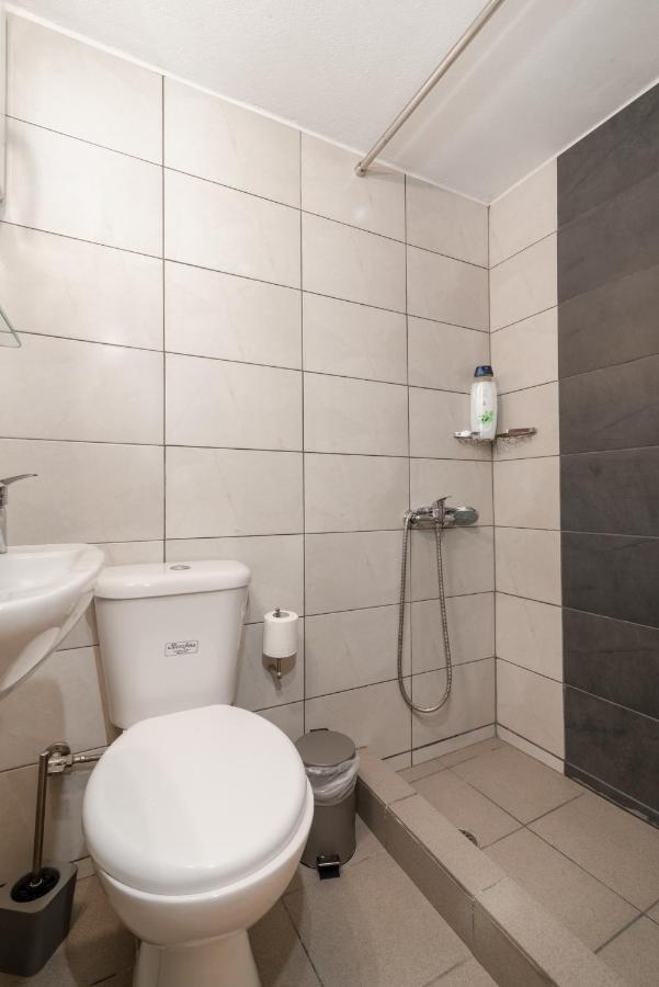Spacious Apartment-600M From The Subway Atina Dış mekan fotoğraf